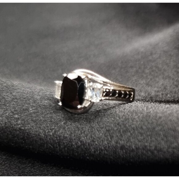 BGE Signed Black Onyx 925 Sterling Silver Ring Size 6 - Picture 3 of 3